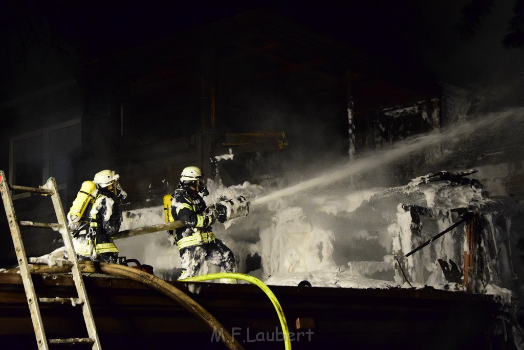 Grossfeuer Einfamilienhaus Siegburg Muehlengrabenstr P0451.JPG - Miklos Laubert